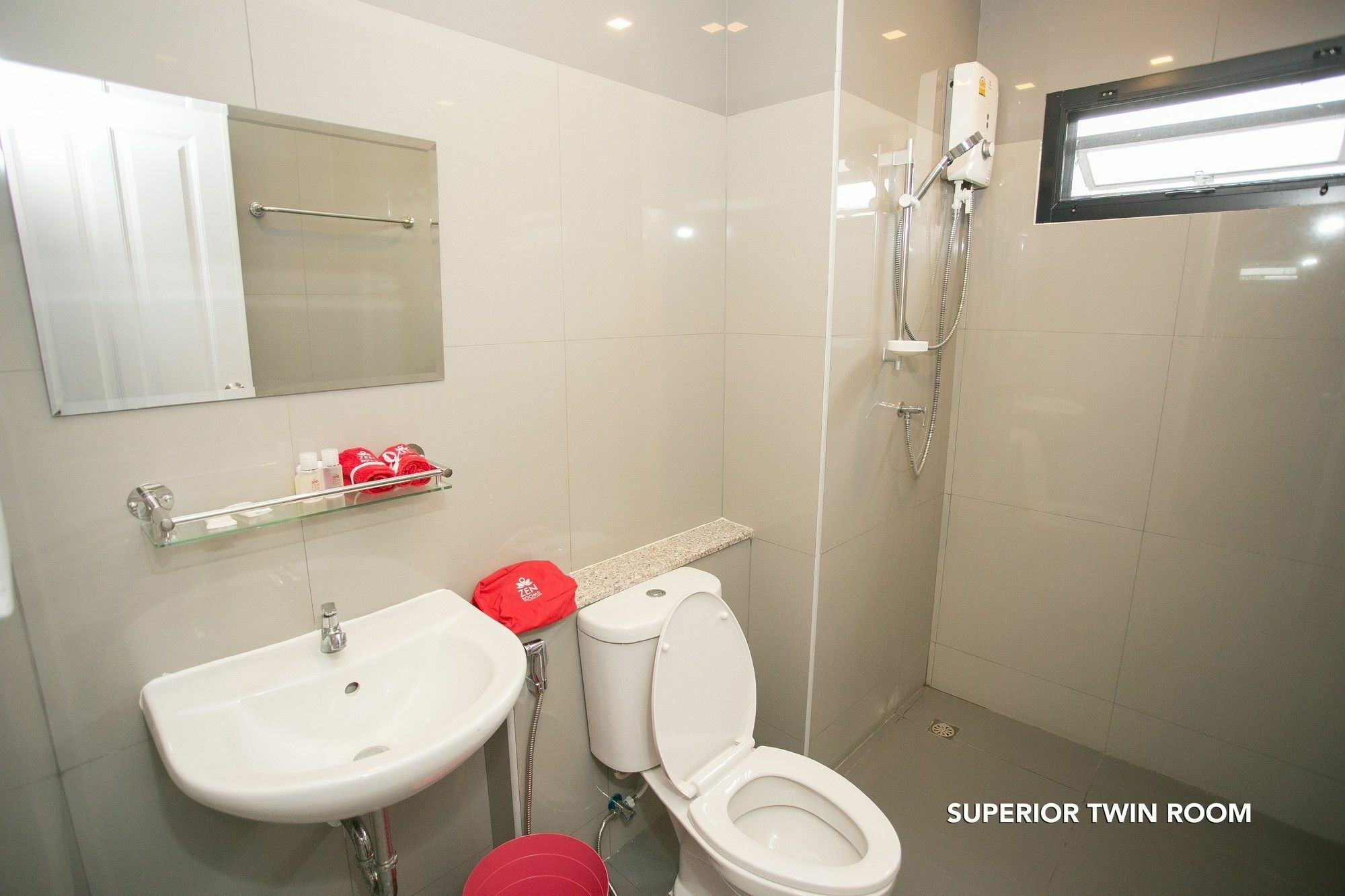 Oyo 127 D-Well Residence Hotel Bangkok Esterno foto