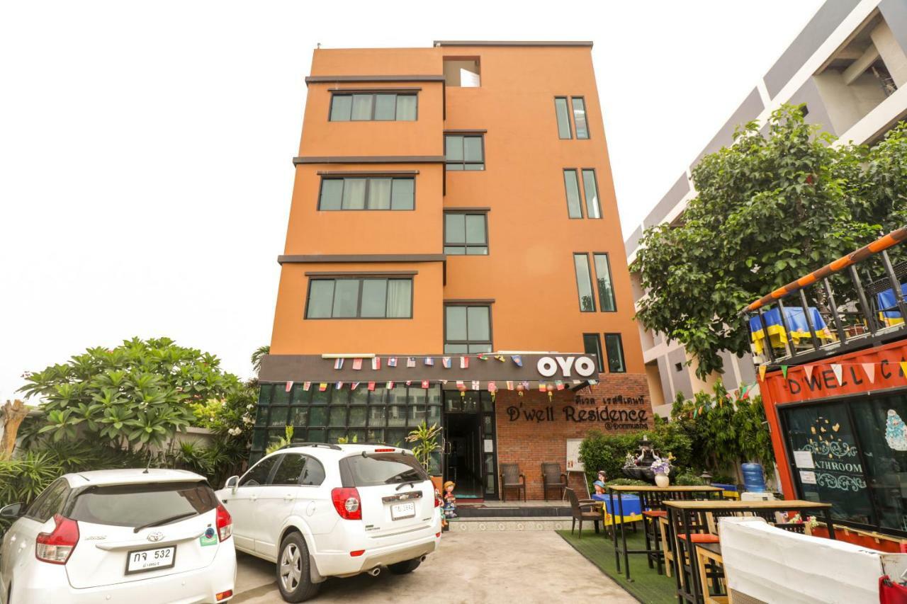 Oyo 127 D-Well Residence Hotel Bangkok Esterno foto